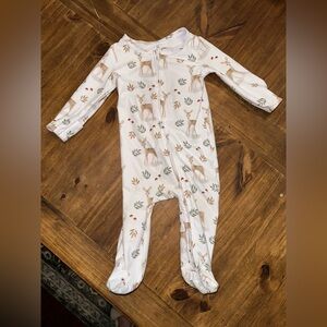 Caden Lane Zipper Footie pajamas 3-6 months